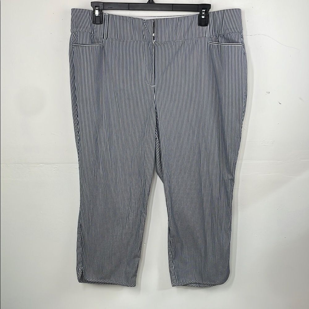 Lane Bryant The Allie Crop Pants gray white stripes size 20